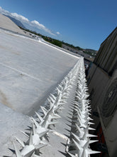 Load image into Gallery viewer, single row rotating spikes, Star rotating spikes, wall spikes, most effective anti-climb wall spikes, security spike, protect your home, secure your home business, security south africa, Spike-it security, Rola spikes, Star Spikes, rotating security spikes, wall spikes, vibracrete spikes, brick wall spikes,