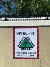 Load image into Gallery viewer, single row rotating spikes, Star rotating spikes, wall spikes, most effective anti-climb wall spikes, security spike, protect your home, secure your home business, security south africa, Spike-it security, Rola spikes, Star Spikes, rotating security spikes, wall spikes, vibracrete spikes, brick wall spikes,