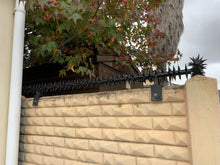 Load image into Gallery viewer, single row rotating spikes, Star rotating spikes, wall spikes, most effective anti-climb wall spikes, security spike, protect your home, secure your home business, security south africa, Spike-it security, Rola spikes, Star Spikes, rotating security spikes, wall spikes, vibracrete spikes, brick wall spikes,