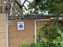 Load image into Gallery viewer, Double row rotating spikes, Star rotating spikes, wall spikes, most effective anti-climb wall spikes, security spike, protect your home, secure your home business, security south africa, Spike-it security, Rola spikes, Star Spikes, rotating security spikes