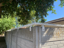 Load image into Gallery viewer, single row rotating spikes, Star rotating spikes, wall spikes, most effective anti-climb wall spikes, security spike, protect your home, secure your home business, security south africa, Spike-it security, Rola spikes, Star Spikes, rotating security spikes, wall spikes, vibracrete spikes, brick wall spikes,