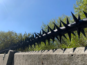 single row rotating spikes, Star rotating spikes, wall spikes, most effective anti-climb wall spikes, security spike, protect your home, secure your home business, security south africa, Spike-it security, Rola spikes, Star Spikes, rotating security spikes, wall spikes, vibracrete spikes, brick wall spikes,