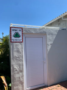 single row rotating spikes, Star rotating spikes, wall spikes, most effective anti-climb wall spikes, security spike, protect your home, secure your home business, security south africa, Spike-it security, Rola spikes, Star Spikes, rotating security spikes, wall spikes, vibracrete spikes, brick wall spikes,